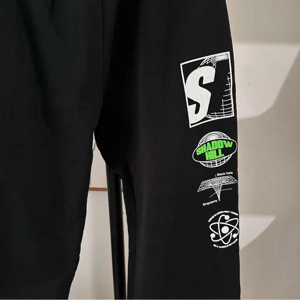Shadow Hill USA Sweatpants A‎ World Beyond Jogger Black Streetwear Size L